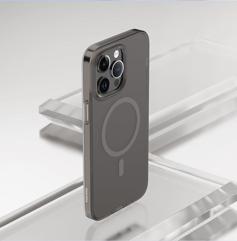 Чехол для iPhone 15 Pro Max с магнитом MagSafe Vokamo Glacier Черный Матовый